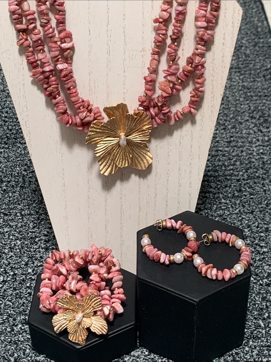 Southern Living (Dillard’s Brand) Jewelry - Southern Living Necklace, Bracelet & Earrings Set